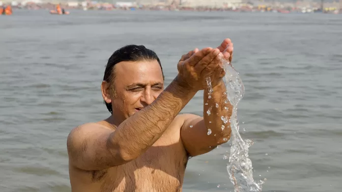 akhilesh yadav