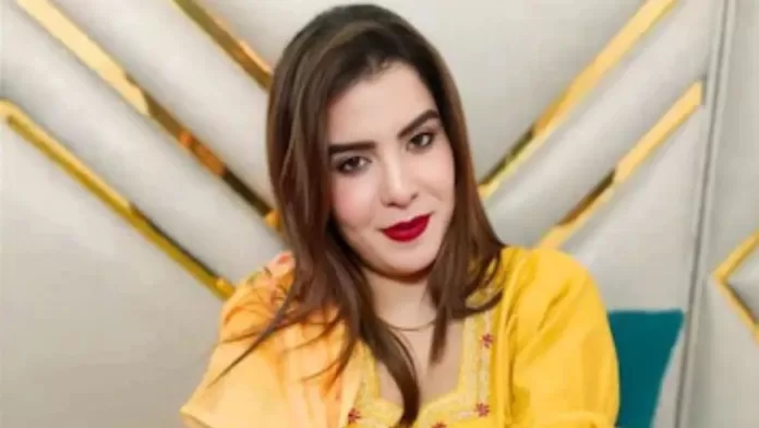 zoya khan
