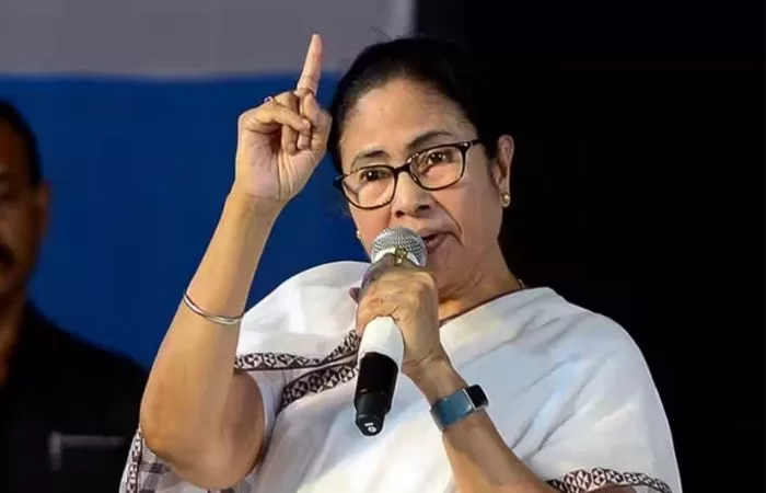 Mamata Banerjee attacks BJP